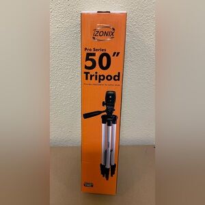 iZonix Pro Series 50" Silver Tripod